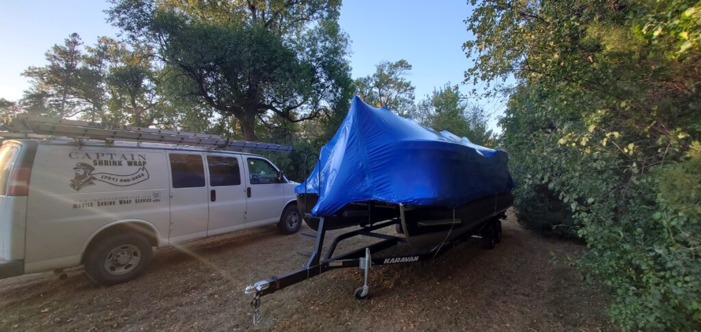 28ft Pontoon Shrink-Wrap for Winter Storage at Client Location.